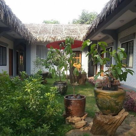 Golden Rose Guest House Old Bagan Eksteriør bilde